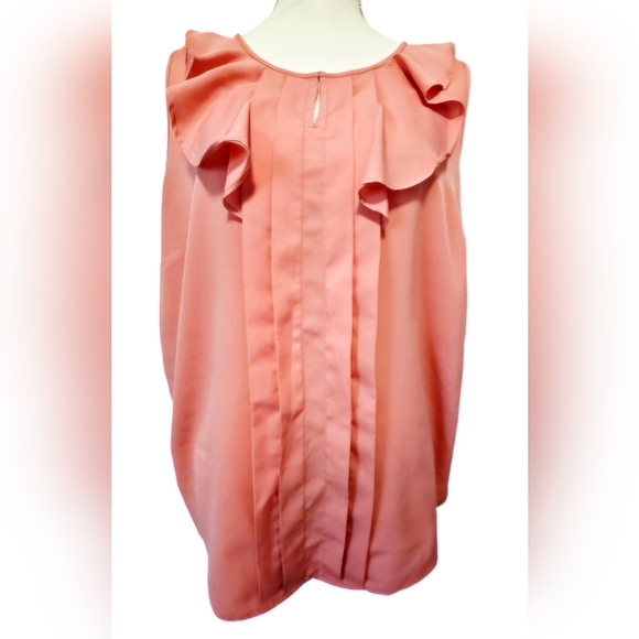 Liz Claiborne Career Peach Sleeveless Blouse Women's Size Large - Picture 1 of 9